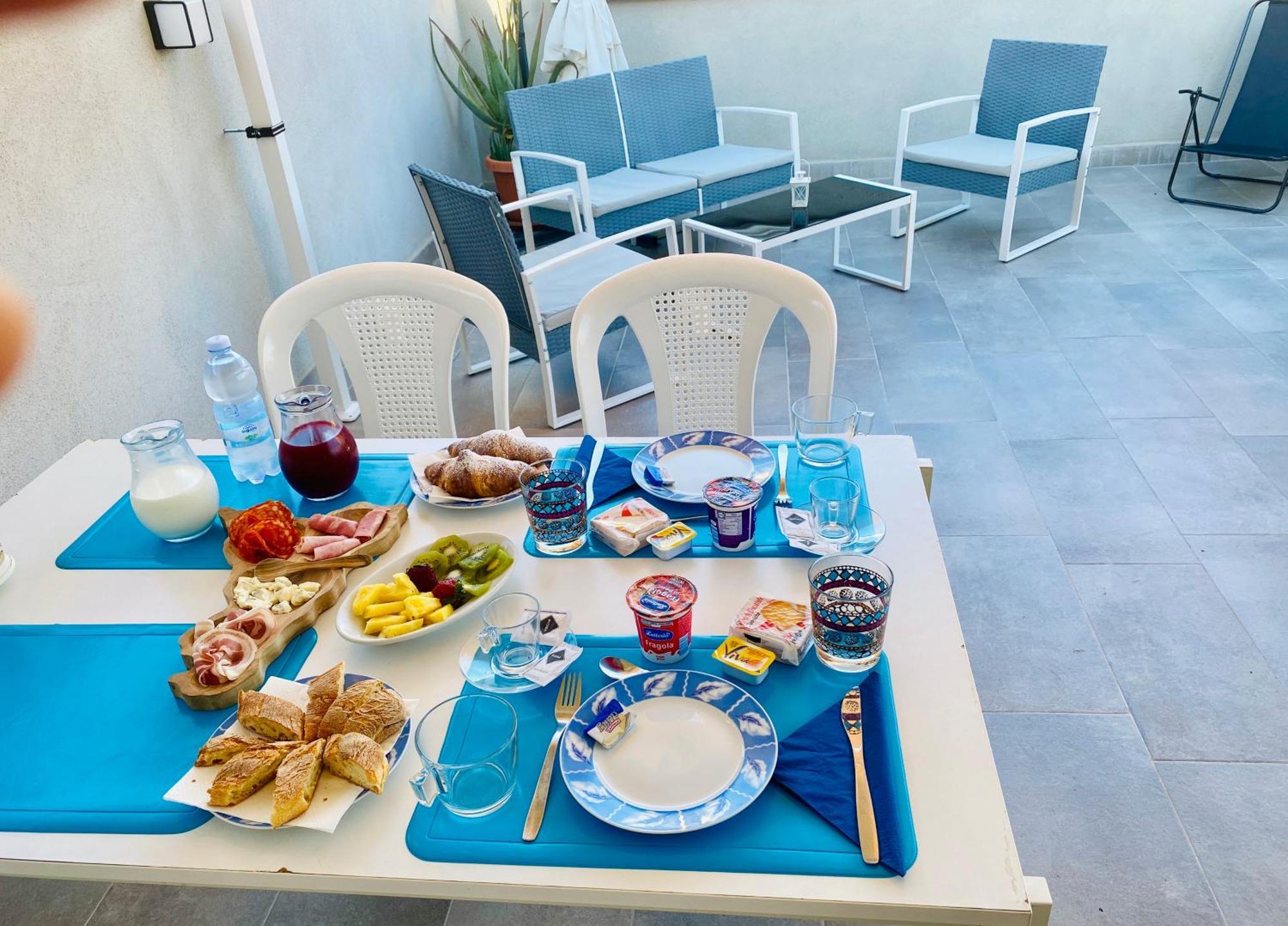 مبيت وإفطار كاتانيا Royal House المظهر الخارجي الصورة